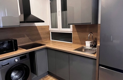 Alfortville Apartment | Appartement Confortable au Pied de la Station du Rer,10 min de la Gare de Lyon