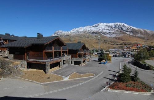 Eclose-Est Apartment | Appartement cosy 4/5 pers. à l'Alpe d'Huez, balcon, prox. commerces & remontées, casier à skis - FR-1-405-341