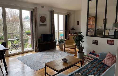 Sevres Apartment | Appartement Cosy , au Calme Face à la Verdure , et Très Proche de Paris