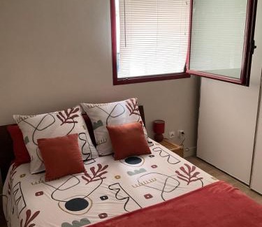 Centre Ville Apartment | Appartement cosy avec garage