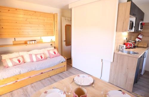 Les Gets Apartment | Appartement cosy dans le centre du village, proche pistes et ESF, avec balcon et équipements complets - FR-1-623-286