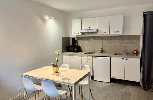 Mont-de-Marsan Apartment | Appartement cosy, terrasse privée, parking, centre ville
