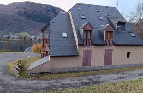 Peyragudes Apartment | Appartement Cosy, vue sur le lac