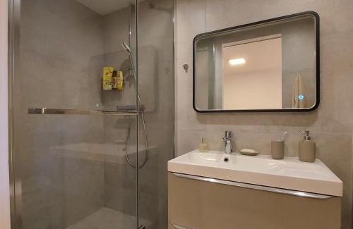 Magagnosc Apartment | Appartement cosy vue mer