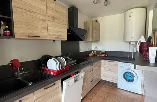 Le Bourget Apartment | Appartement Dans Résidence de Copropriétaire Très Calme