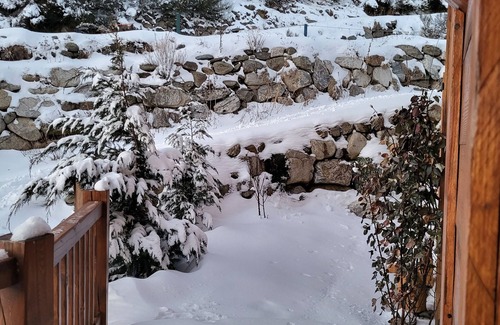 Formigueres Apartment | Appartement Dans Superbe Chalet. Formiguères 1600m