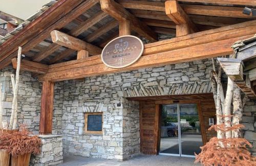 Val-d'Isere Apartment | Appartement de luxe avec jacuzzi, terrasse et cheminée - 10 personnes - FR-1-567-97