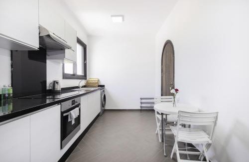 Cabo Negro Apartment | Appartement de luxe avec piscine et en bord de mer