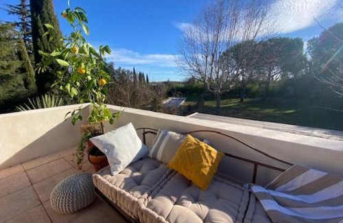 Valergues Apartment | Appartement Duplex dans Petit Mas calme