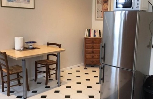 Bois House | Appartement etape - for tourists, curists or Pellerins