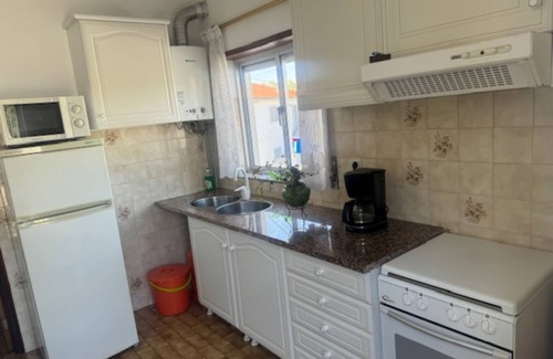 Medelo Apartment | Appartement F2 Avec Jardin Cloture ET Fleurie