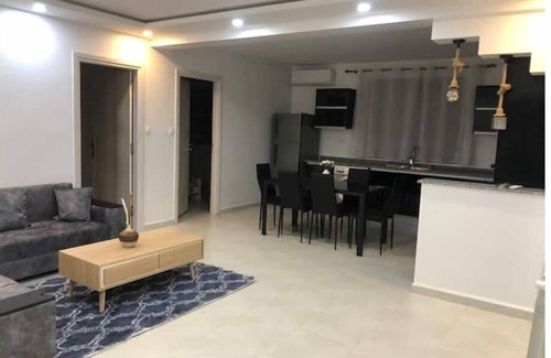 Algiers Apartment | Appartement F4 Bien Ensoleillé