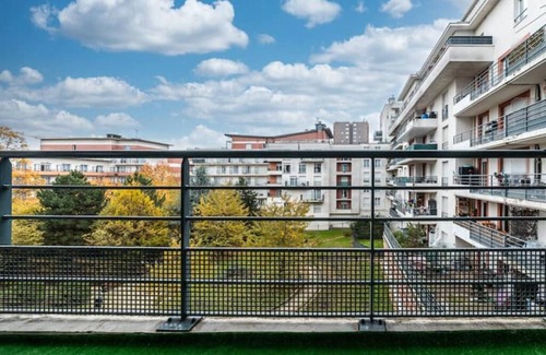 Center Apartment | Appartement en Face Gare D'evry