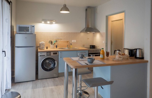 Brive-la-Gaillarde Apartment | ★ Appartement Fonctionnel ★ Parking ★ Balcon