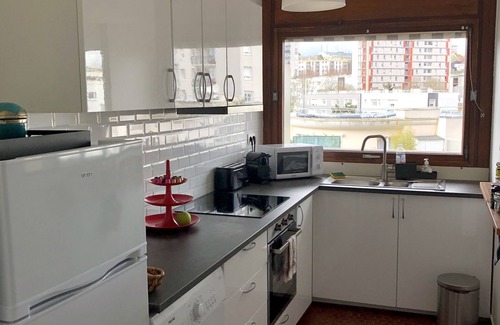 Fontenay-aux-Roses Apartment | Appartement Cosy Avec vue et Long Balcon