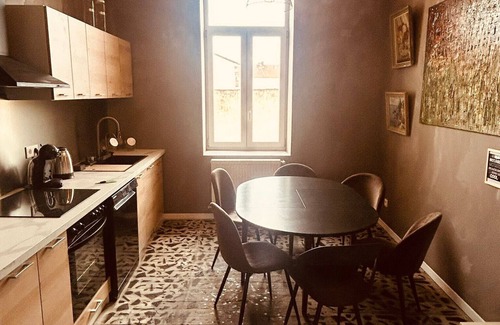 Freyming-Merlebach Apartment | Appartement Freyming Merlebach 3 chambres 1 lit double et 7 lits simples