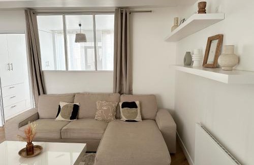 Saint-Germain-en-Laye Apartment | Appartement central niché en centre-ville