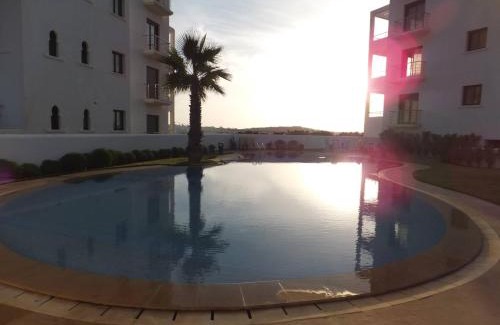 Asilah Apartment | Appartement haut standing calme + piscines + WIFI