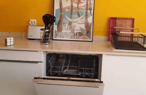 Le Moule Apartment | Appartement "hibiscus" Avec vue et Piscine