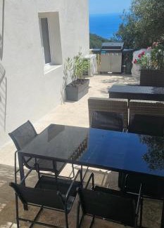 Ville-di-Pietrabugno Apartment | Appartement indépendant vue mer
