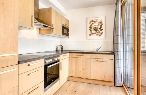 Sonntag Apartment | Appartement Kellaspitze - apartment/apartment, shower, WC, balcony
