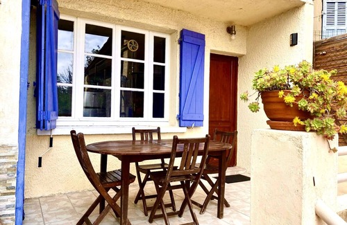 Niolon Apartment | Appartement Laura. Terrasse, vue mer