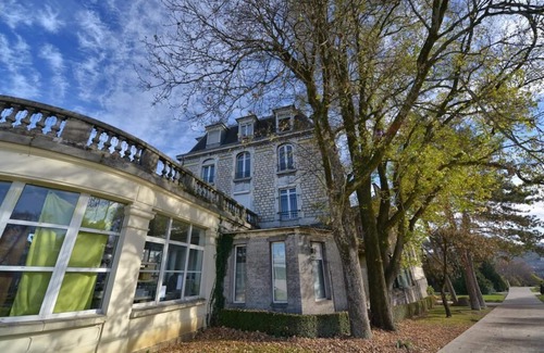 Besancon Apartment | Appartement Les Suites Du Parc - Studio Courbet
