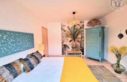 Rambouillet Apartment | Appartement mansardé rénové à Rambouillet, 2 chambres, tout inclus, proche château et gare. - FR-1-527-47