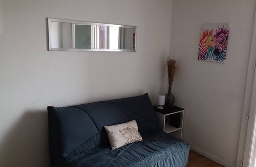 Moulin a Vent Apartment | Appartement Meublé Lumineux à 15 min des Plages