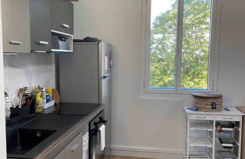 Meudon Apartment | Appartement Meudon - 10 minutes from Montparnasse station!