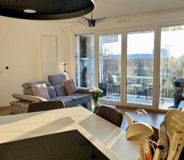 La Rochelle Apartment | Appartement moderne avec deux chambres et parking