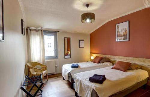 Saint-Chamond Apartment | Appartement Moderne avec Balcon, Parking Privé et Espace Bien-Être à Saint-Chamond - FR-1-496-269