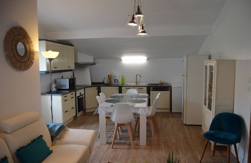 Villefranque Apartment | Appartement Neuf de 100m2 Indépendant Situé Entre Océan et Montagne