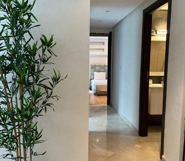Oulad Khallouf Apartment | Appartement neuf & moderne avec clim, piscine & balcon,Proche Jemaa el-Fna & Guéliz