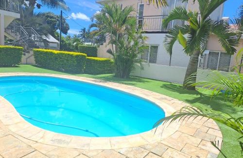 Albion Apartment | Appartement paisible avec jardin & piscine