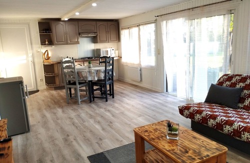 Rives Apartment | Appartement Paisible qui Offre un Séjour Détente Pour Toute la Famille