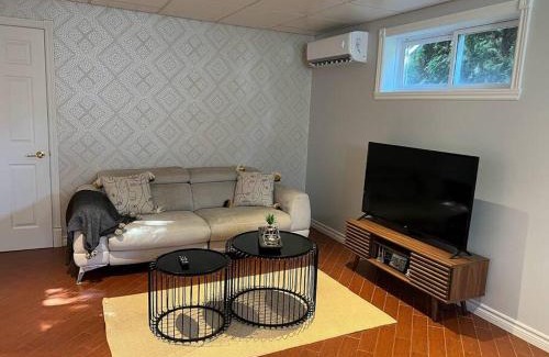L'Ancienne-Lorette Apartment | Appartement privée dans une maison