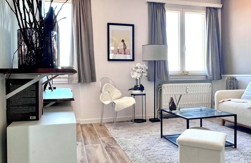 Dailly Apartment | Appartement Proche de l'Otan