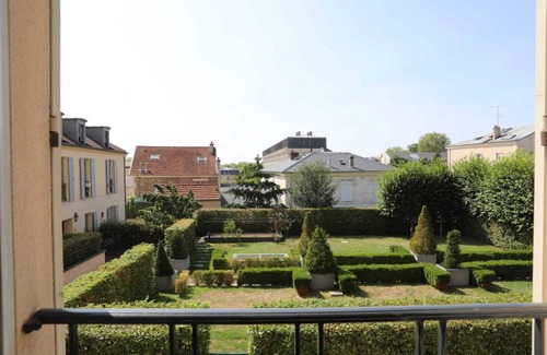 Chantiers Apartment | Appartement Récent et Idéalement Placé [centre Ville, à 400m du Château]