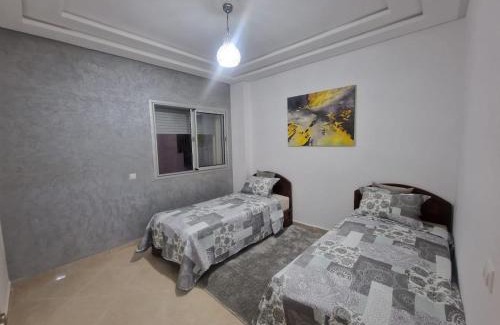 Quartier Des Mimosas Apartment | Appartement raffiné cœur Kénitra