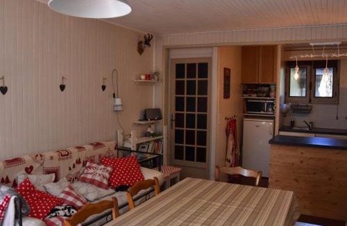 Pralognan-la-Vanoise Apartment | Appartement spacieux 4 pièces, proche commerces et téléphérique, idéal familles, Pralognan-la-Vanoise - FR-1-464-156