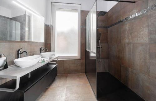 Thiers Apartment | Appartement Spa - Jacuzzi privatif - Fer Rêver 63