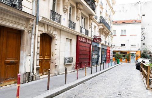 Quartier Sainte-Marguerite Apartment | Appartement spacieux 11eme , rue de la main d'or