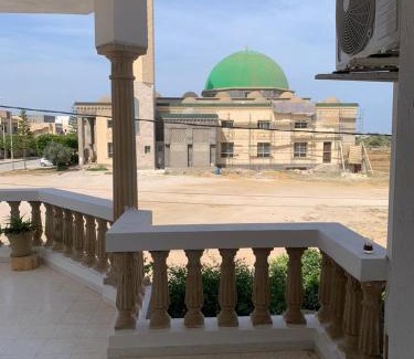 Dar Chaabane Al Fehri Apartment | Appartement spacieux - Dar Chaabane plage