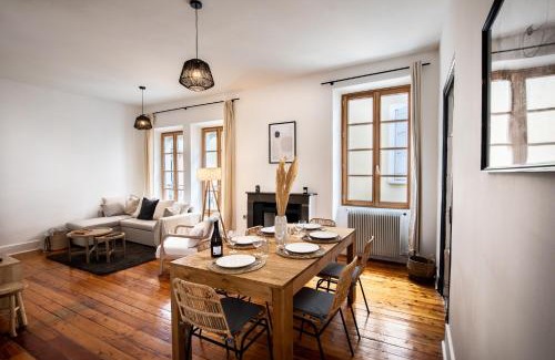 Chambery Apartment | Appartement spacieux et chaleureux coeur de ville