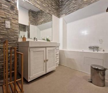 Tulle Apartment | Appartement spacieux lumineux