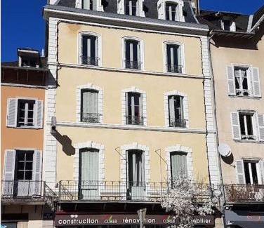 Tulle Apartment | Appartement spacieux lumineux