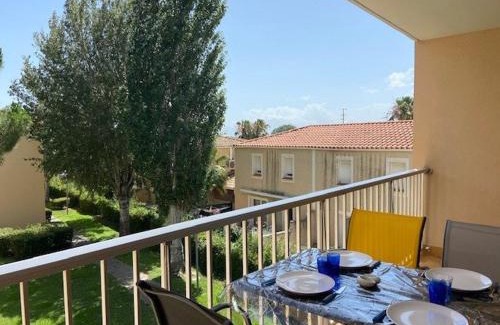 La Figarasse Apartment | Appartement T2 pour 4 Personnes Résidence avec piscine 4EURO213 Nice apartment with swimming pool