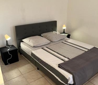 Les Baumettes Apartment | Appartement T2, 55M2, meublé, piscine