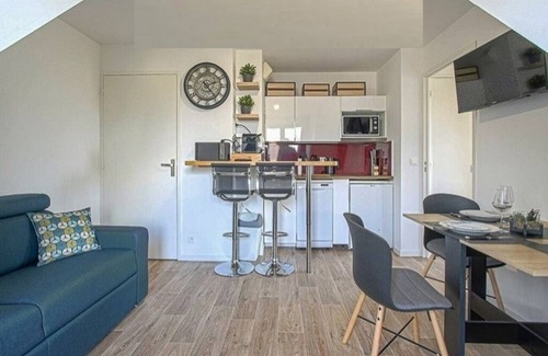 Cabourg Apartment | Appartement T2 Dans Résidence Calme et Verdoyante Près de la mer